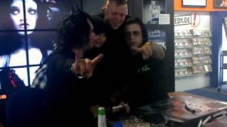 Cradle of filth autogrammstunde *-*