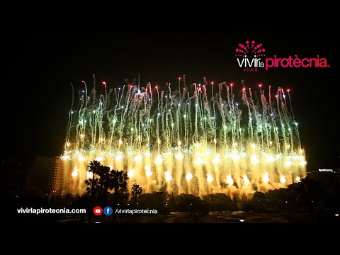 Fallas de Valencia 2024. 1er Castillo de Fuegos Artificiales. Ciudad de Las Artes. Pirotecnia Martí