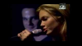 Mandy Moore - When I Talk To You (Live @ MTV Asia Sessions)