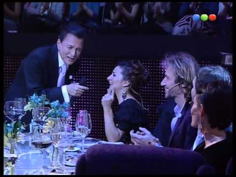 Palito Ortega canta Corazon Contento - Sabado Bus 2011