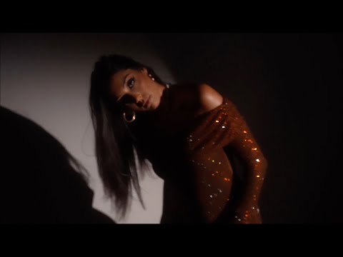 Isadora - Nour (Full Visualiser)