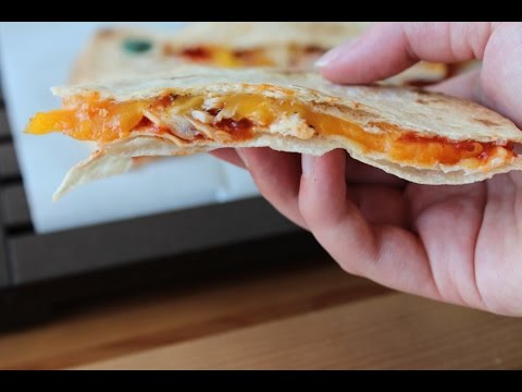 download lagu mp3 mp4 Salsa Quesadilla, download lagu Salsa Quesadilla gratis, unduh video klip Salsa Quesadilla