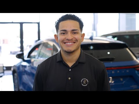 Sales & Leasing Consultant Alec Gabarrete