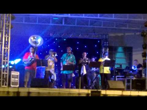 BRASSIL MELODY BAND -  Abertura do Showi