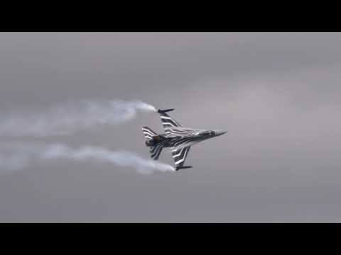 Belgian Air Force F-16 Solo Display  - RIAT 2017 (Day 1)