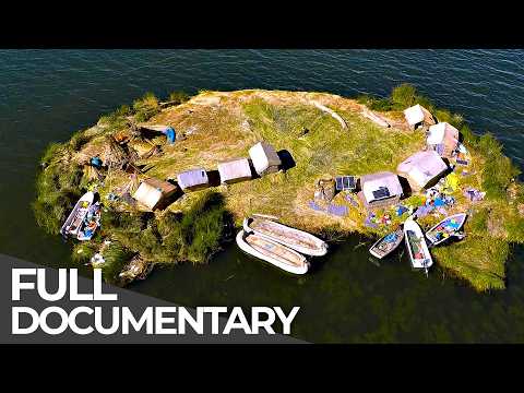 No Land, No Road, Just Reeds: Life on a Reed Island (Habitats of the World: Peru)