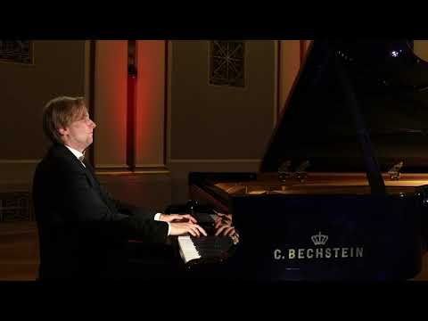 Ivo Kahánek  -  Leoš Janáček, In the Mists (Andante)