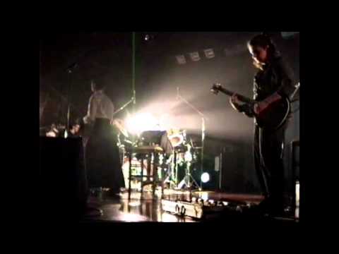 Sentimiento Muerto  Un Agradable Calor HD