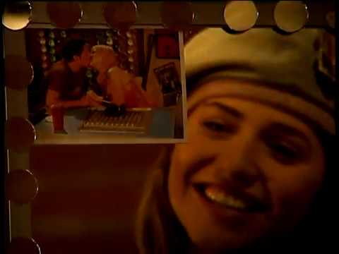 Desde Que Te Vi  - [ Clipe Oficial ] Floribella Brasil