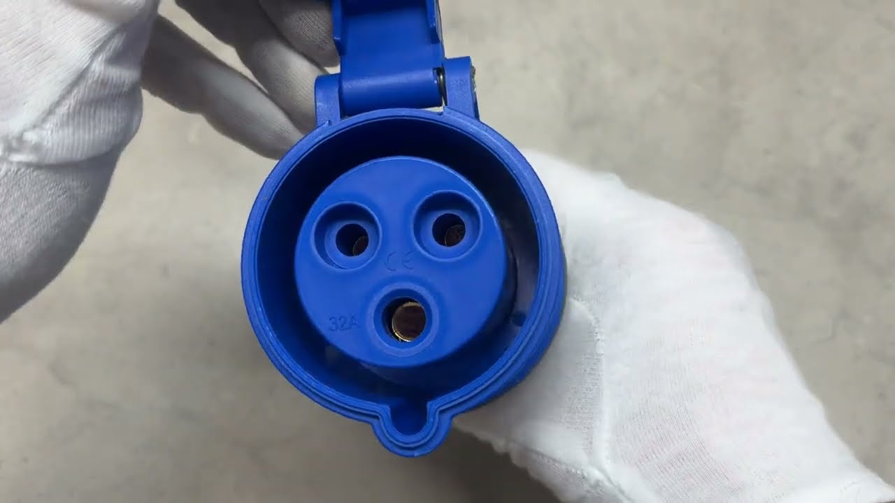 Розетка переносна 220V 3х32A поліамід IP44 Bemis BC1-3403-2312 2Р+РЕ