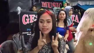 Download lagu Gesta Musik Live Rengas Lampung Tengah Bersama Kedua Mempelai Arr. Ajho Dedi Vj. Yuda Kimuk & Rizki mp3