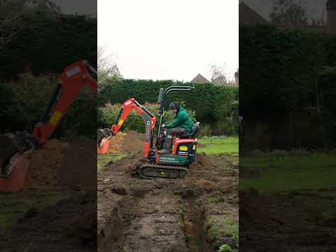 CS Gardens - Digger Montage