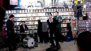 OdESSA - 'Can't Take My Hands Off Of You' Live @ The CD & DVD Store Cuba Mall 20/09/07 Part 2