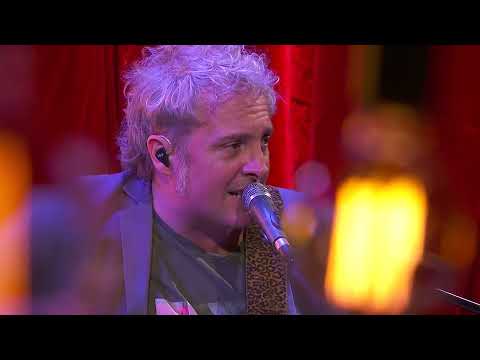 🎸LOS TIPITOS🎺 ACÚSTICO🎸 completo de Quiero📺