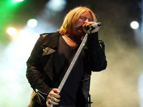 Def Leppard Singer Joe Elliott Talks Staying Fit