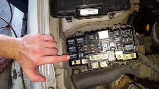 2002 Civic AC relays and fuse location