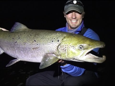Boden Lohenkalastus Bugiperhoilla - Laxfiske med RB tubfluga ( RB putkiperhot testissä Bodenissa )