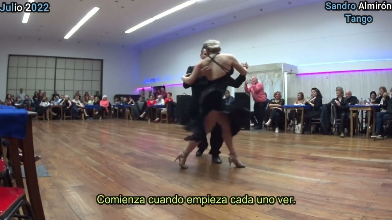 Video thumbnail for Jeannette Erazú y Leandro Capparelli BRILLARON en la pista de Friulana Tango Julio 2022