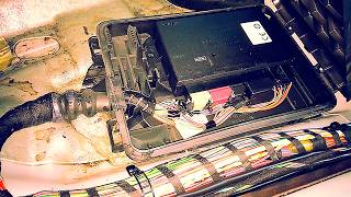 The Comfort Control Module: Where is Located and How to Remove It | 97-04 Audi A6, VW Passat