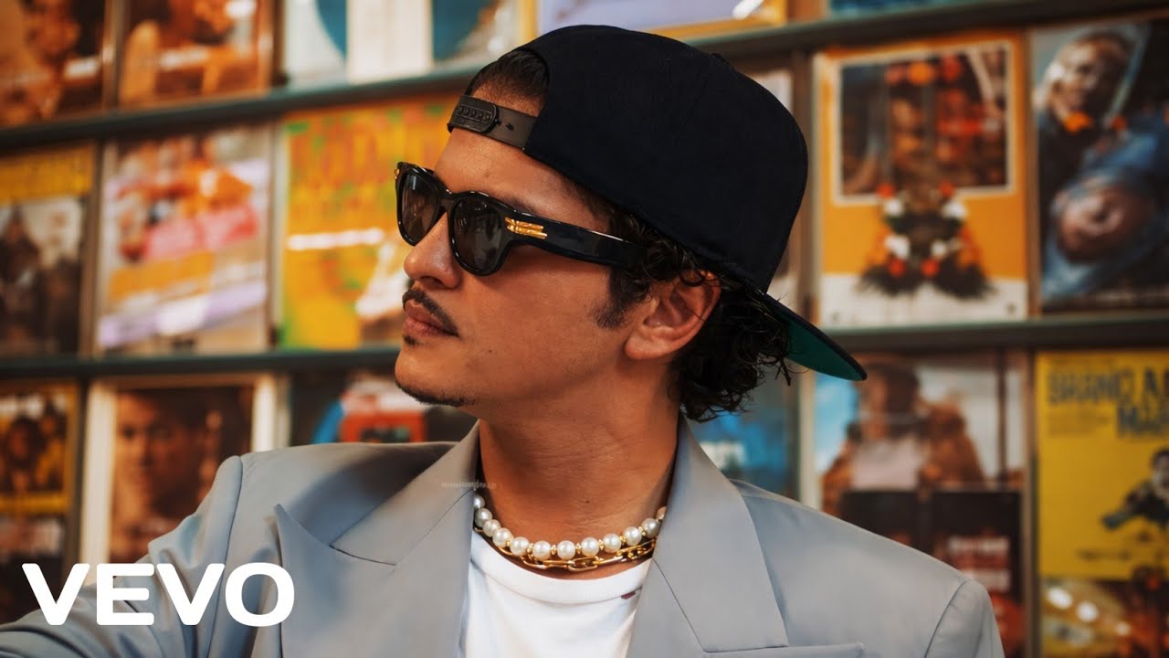 Bruno Mars - Kiss Me Slow ( Official Lyric Video) 