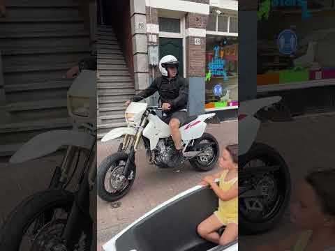 Cool DR-Z 400 SM on the Rusty Gold Moto Catwalk #drz400sm #supermoto