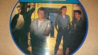 LEVEL 42 - LYING STILL ( DEMO )