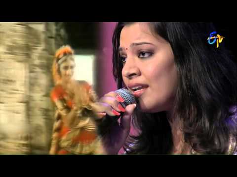 Lalitha Priya Song -Hemachandra,Geetha Madhuri Performance in ETV Swarabhishekam - 27th Dec 2015