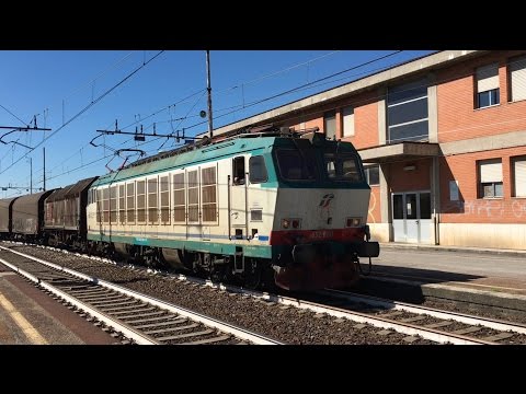 E.652-080 + CARRI CHIUSI TRANSITO STAZIONE DI MILANO G. P.