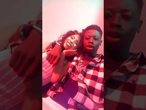 Mc One vous présente sa Copine Aïna Queen en France 🔥🔥