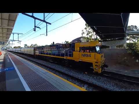 55 Minute Late 2MA8 goes through Showground with NR84 (PNA)