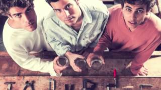 Taburete - México D.F. (Audio Oficial)