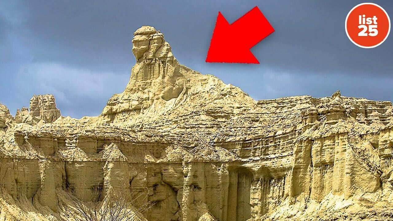 25 Weird Geological Formations That Look Impossible