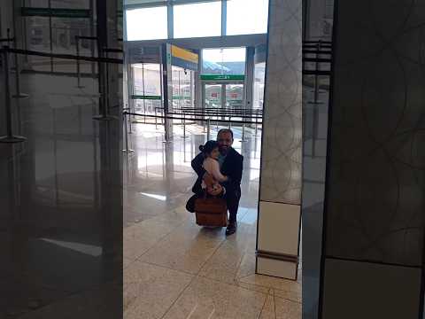 After months apart, we finally reached UAE to meet Papa ❤️ #FamilyReunion #dubai #airport #abudhabi