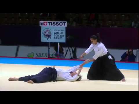 Aikido Women-Perfect Demonstration:Tanto Dori