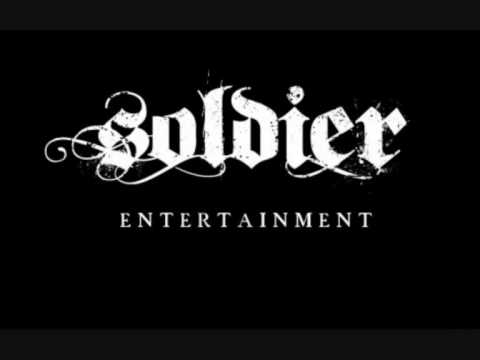 EmRaH feat CoZ Divino