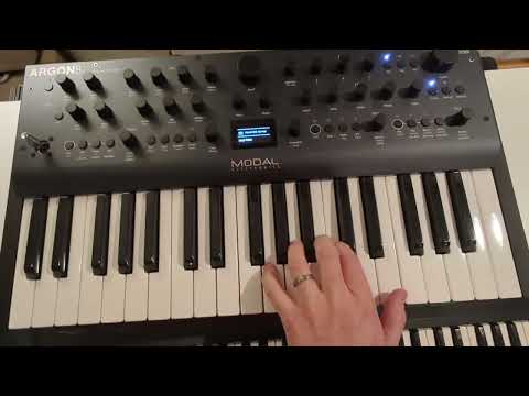Modal Argon 8 Wavetable Synthesizer 37 Key - Like New - With Box image 5