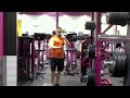 14 Y/O Bodybuilder hits triceps at Planet Fitness!
