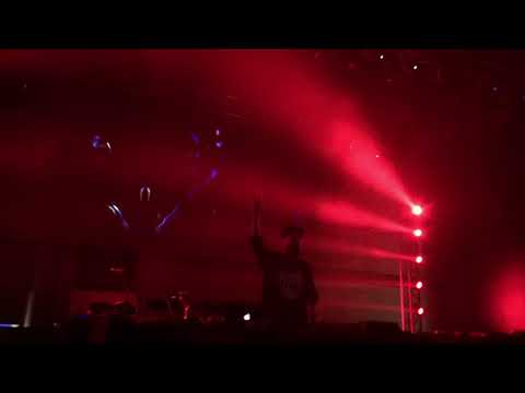 Henry Saiz drops Rihanna - Love On The Brain (RY X Remix) live @ Hangar, Belgrade 13.04.2018.