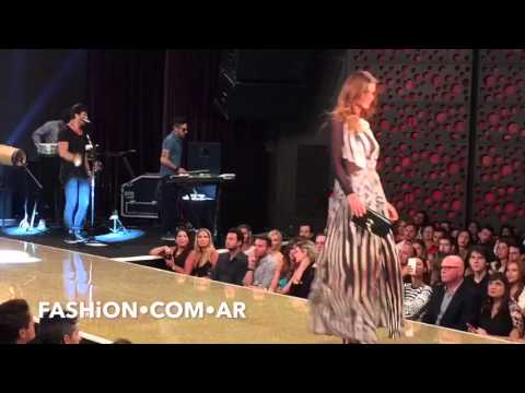 FashionComAr: Punta del Este: Desfile Carmen Steffens