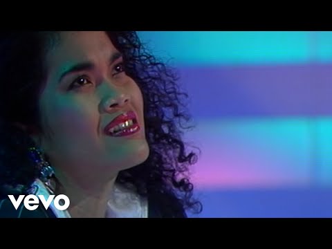 Aishah - Camar Yang Pulang (Official Music Video)