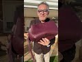 Video: Handbag acolchado beigge claro 