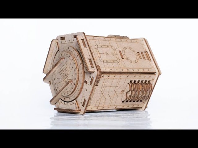 Vídeo relacionado con LOGOPLAY Caja Fuerte de Botella - Rompecabezas de Cuerda - Juego de ingenio - Juego de Puzzle - Juego de lógica de Madera Noble