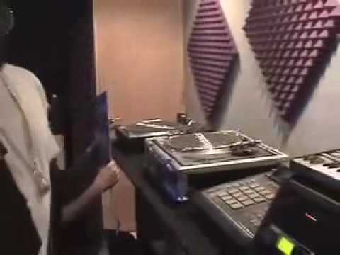 J Dilla In The Studio [R.I.P]