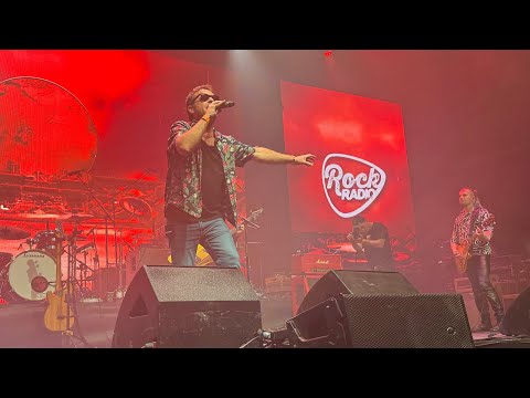 Rock Radio 10 let: Grega Skočir in Tina Marinšek: Matr je mr’z (live 10.10. cvetličarna