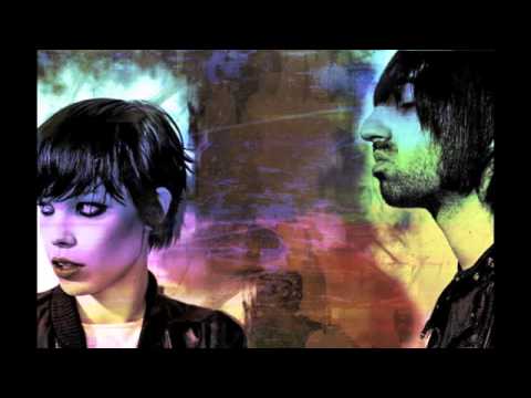 Crystal Castles- Courtship dating (redhat REMIX) #RARE