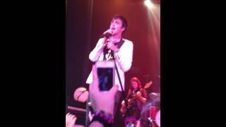 Didn&#39;t See It Coming - Parachute (live)