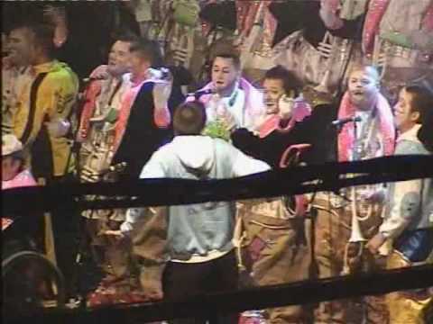 MURGA ZETA ZETAS 2010 - PASACALLE DE LA MURGA LOS DESAHUCIADOS