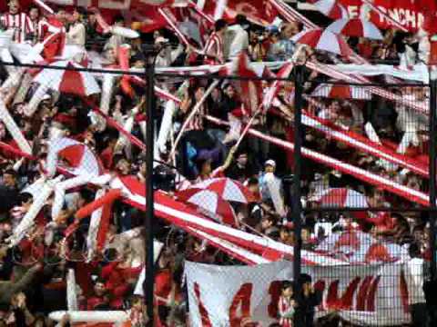 "Estudiantes vs Liga - Recopa 2010 - "En todas las canchas siempre para adelante."" Barra: Los Leales &bull; Club: Estudiantes de La Plata
