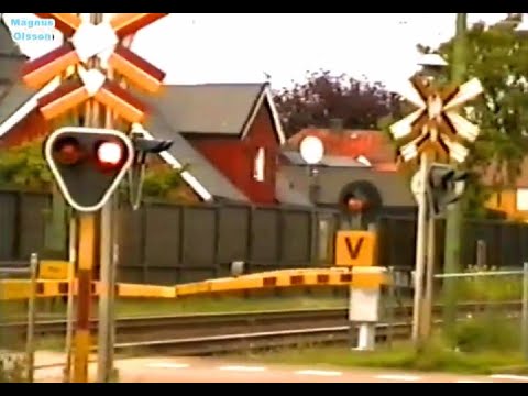Part 3 LINNÉGATAN Railway Crossing in Sweden (Halmstad) (1994)