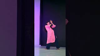 Download lagu Dheere dheere khich raha hai tu saanson ki dori | Tera Kangna | #shorts #dance mp3